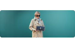 Как защитить кожаные сумки во влажную погоду