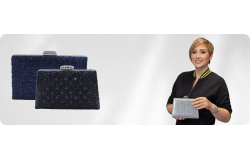 Metalhead: как носить самую блестящую сумку этого сезона